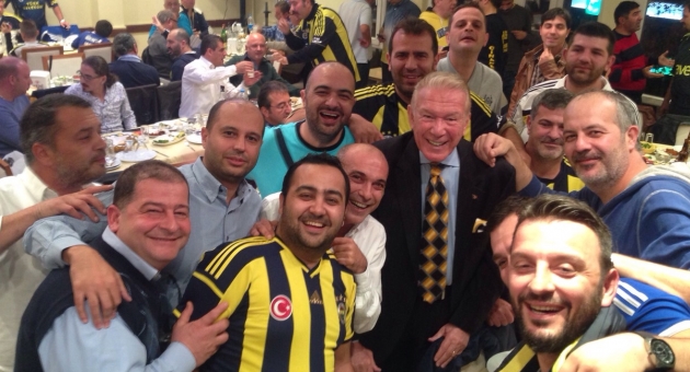 İZMİR FENERBAHÇELİLER DERNEĞİ HIZLI BAŞLADI