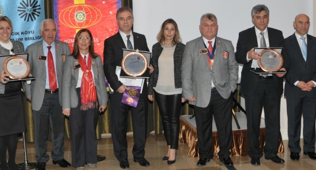 İnce'ye Meslek Hizmet Ödülü