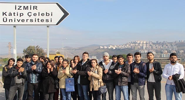 Öğrencilerden yol isyanı!