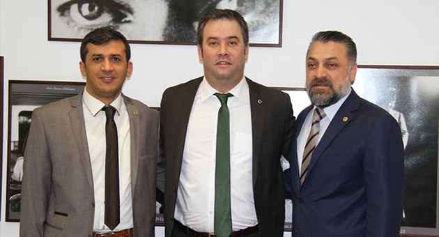 Kulübün tarihinde bir ilk, iki liste