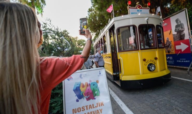 90. İEF'de “Nostaljik Tramvay