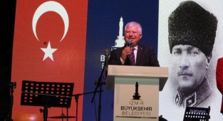 Özuslu: “Balkan Festivali İzmir için büyük fırsattır”