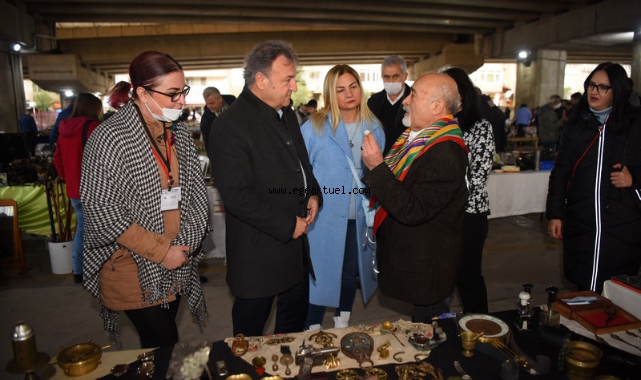 Bornova Antika Pazarı açıldı