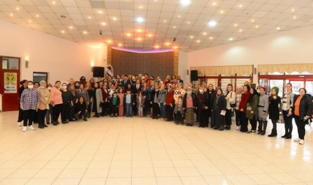 CHP, Demokrat Kadınlarla Buluştu