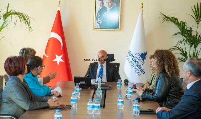 Başkan Soyer kadın belediye başkanlarıyla buluştu