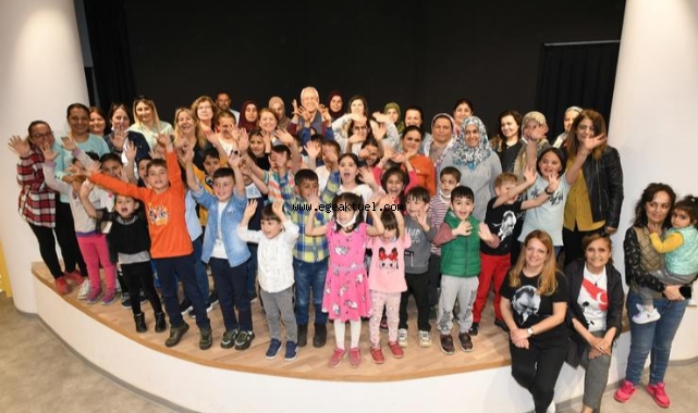 Kiraz ve Beydağlı çocuklar Nasreddin Hoca'da