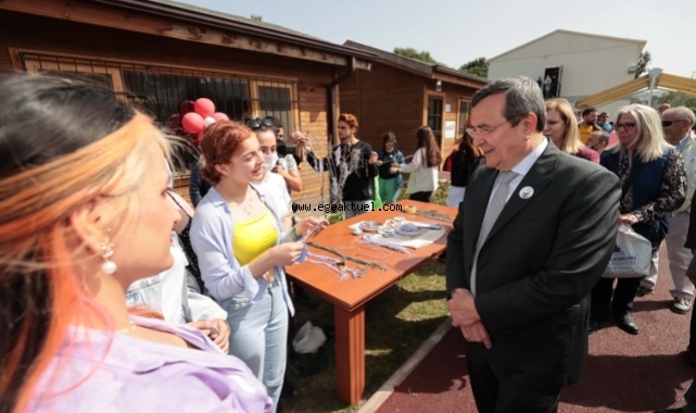 Konak’ta Rengarenk Otizm Festivali