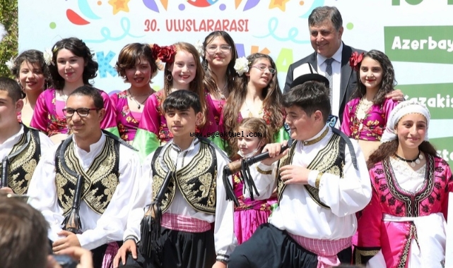 Uluslararası Karşıyaka Çocuk Festivali'ne muhteşem final