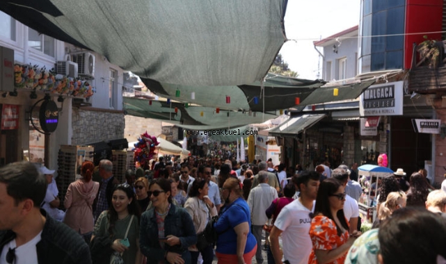 Urla’da Enginar Festivali bereketi