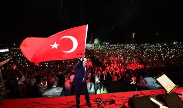 İzmir’de yüzyılın gecesi yaşanacak