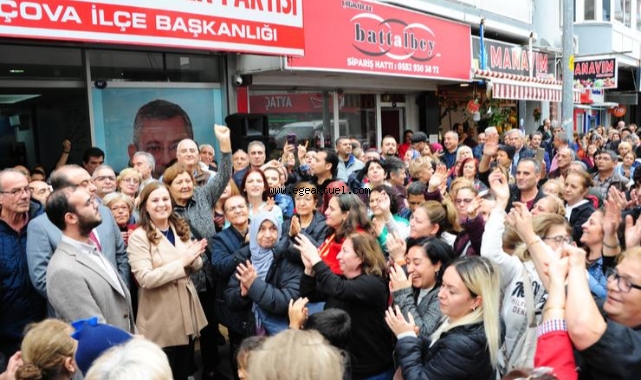 Başkan Çalkaya Balçova’yı yanına alarak Adaylığını açıkladı