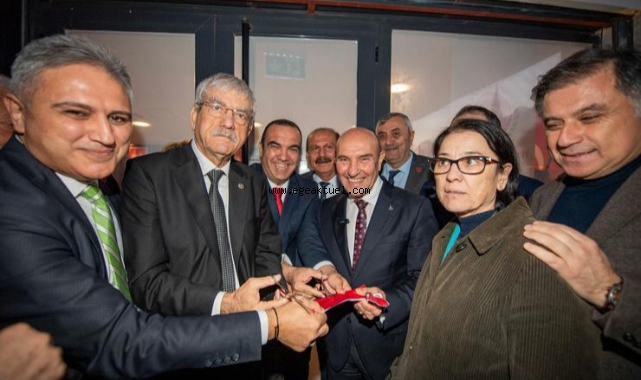 Başkan Soyer’e meclis üyeleri birliği ve sivil toplumdan destek