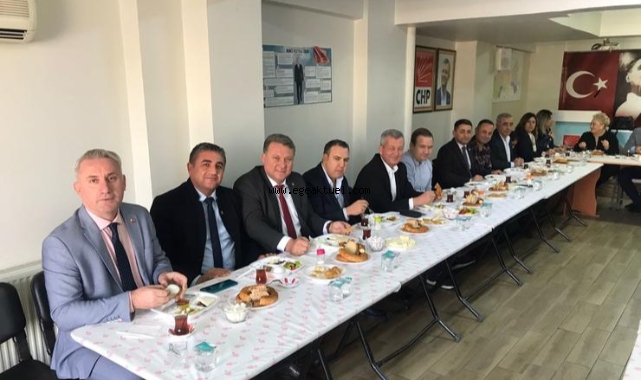 CHP Menemen'de aday adayları buluştu