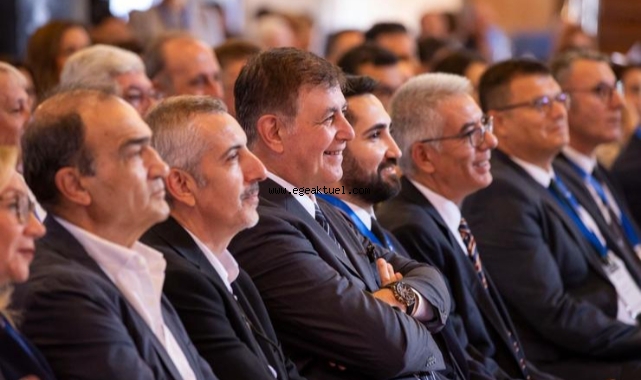Başkan Tugay’dan akıllı yönetim sistemi hedefi