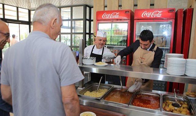 Bayraklı Belediyesi kent lokantalarında