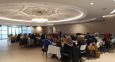 KARŞIYAKA MÜFTÜSÜ'DEN ÖĞRETMENLER GÜNÜNDE ÖRNEK ETKİNLİK 