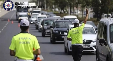 31 ARALIK GECESİ İZMİR POLİSİ