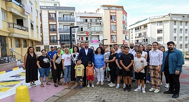 Görkem abilerinden Buca'nın miniklerine armağan