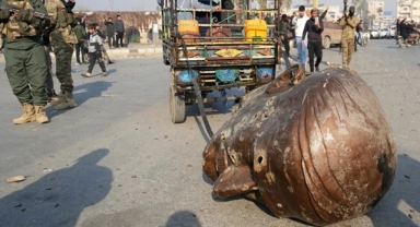 ...Ve Beşar Esad Şam'ı terk etti, 