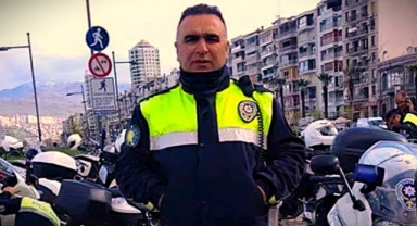 İZMİR ŞEHİTLERİNİ 