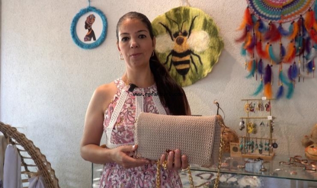 Efesium Hediyelik Eşya Dükkânı’nda Kadınların El Emeği Raflarda Yerini Alıyor