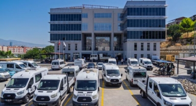 Büyükşehir yeni hizmet binasına kavuştu