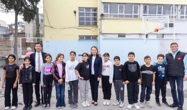 Başkan Mutlu’dan öğrencilere sürpriz ziyaret