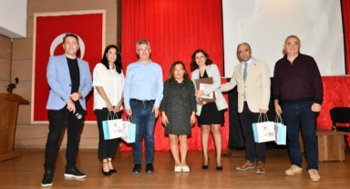 Çiğli’de Duygu Dolu Gece: Aşık Veysel türkülerle anıldı