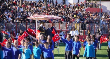 Cumhuriyet Ayvalık’ta Coşkuyla kutlandı