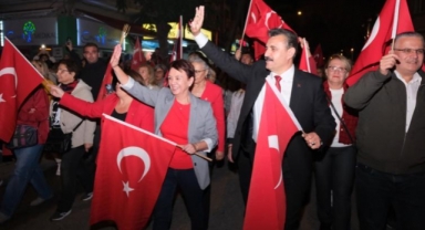 Dikili’de Cumhuriyet Bayramı Coşkusu