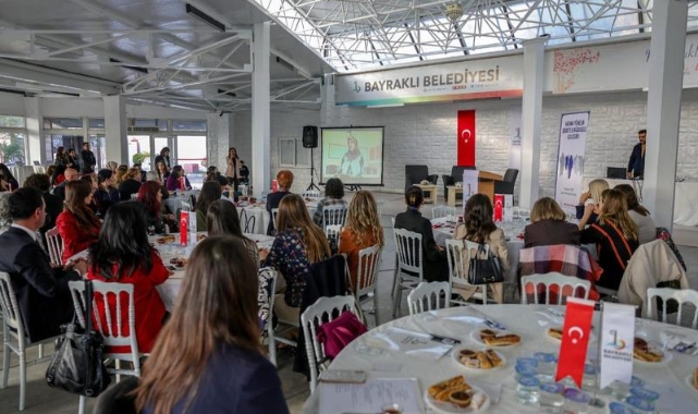 Bayraklı’da Kadına Yönelik Şiddetle Mücadele Çalıştayı