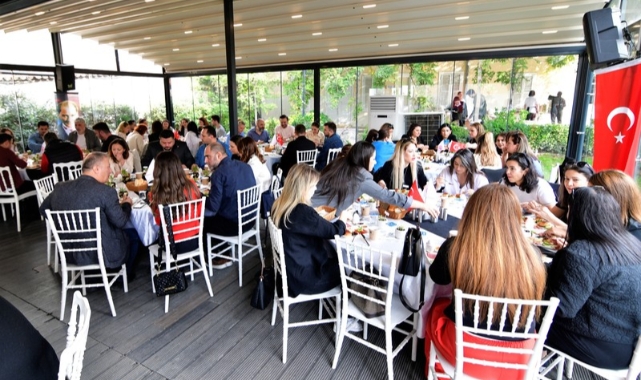 Bornova Belediyesi’nden anlamlı 24 Kasım buluşması