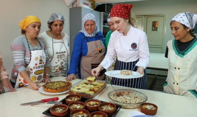 Bucalı Kadınlar Evka-1 Semt Evi’nde Dünya Mutfağıyla Buluşuyor