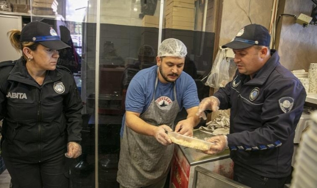 Güzelbahçe Belediyesi zabıta ekiplerinden restoranlara sıkı denetim
