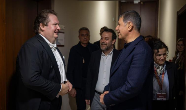 İzmir’de unutulmayacak bir klasik müzik gecesi