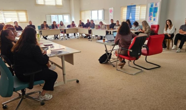 Kentler, genç kadınlar için daha 