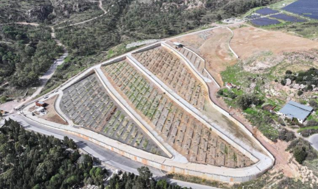 Örnekköy’de çift katlı mezarlık hizmete açılıyor