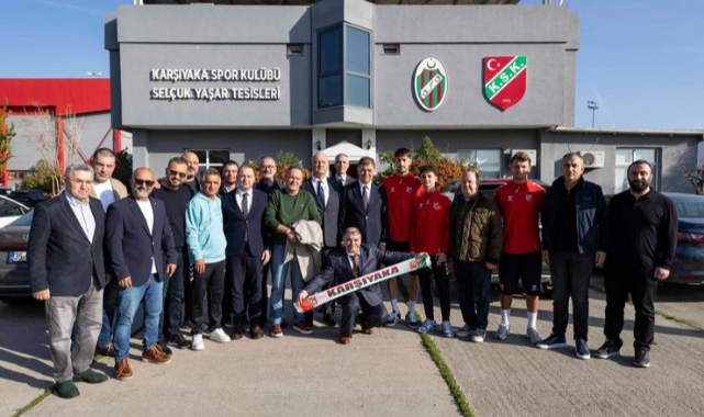 Başkan Tugay’dan iki efsaneye ziyaret