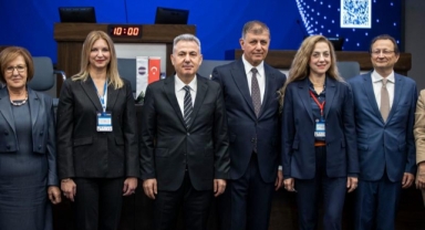 Başkan Tugay: “Kamuda dönüşüm olmadan başarı mümkün değil”