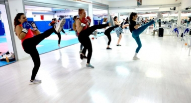 Bayraklı’da Kadınlara Ücretsiz “Tae-Bo” Dersleri Başladı