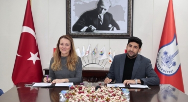 Konak'ta ‘genç’ protokol