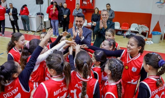 Bayraklı’da Yarıyıl Tatilinde Spor Coşkusu