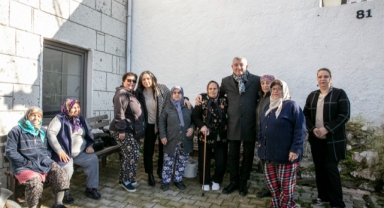 Güzelbahçe’de GÜZMAR Nihat Bakkal Açıldı