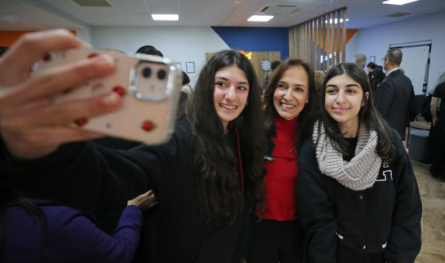 Karşıyaka’da coşkulu açılış: ‘Genç Yaka’ hizmete sunuldu!