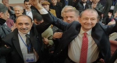 Yüksek tansiyonlu kongrede başkan belli oldu: Kılıç güven tazeledi