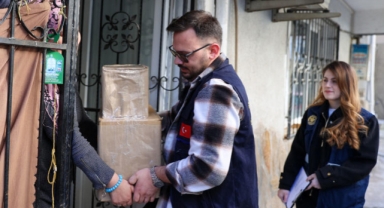 Buca’da minik yüreklerden büyük dayanışma