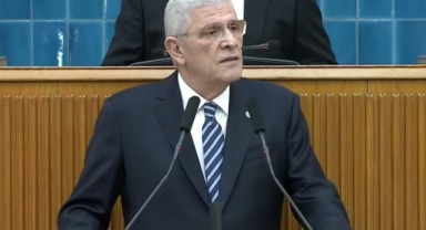  Atatürk'ün o sözlerini hatırlattı, iktidara yüklendi!