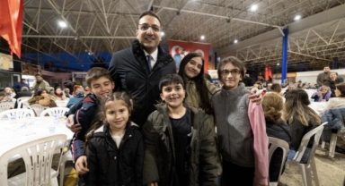 Balçova’da Kadir Gecesi’nde Dayanışma Sofrası Kuruldu