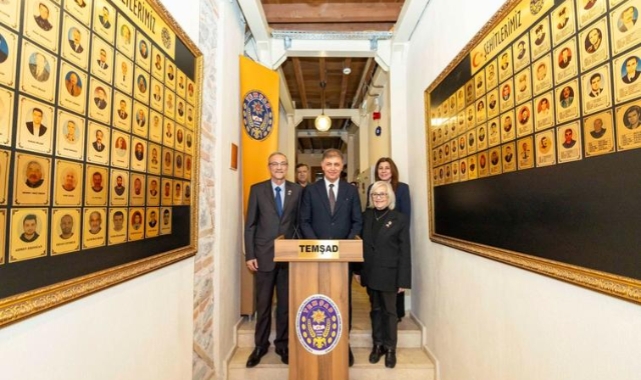 Başkan Tugay: Şehit yakınları ve gaziler bizim için kutsal emanettir