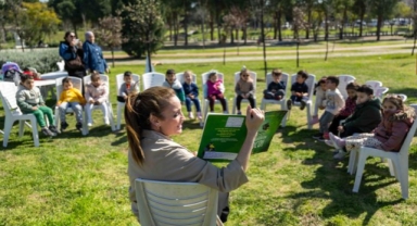 Bornova’da minikler öğrenerek eğlendi